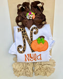 A Funky Little Pumpkin Hairbow