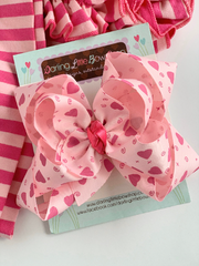 Valentine hearts hairbow