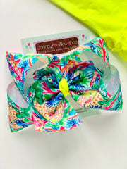 Lilly Pulitzer Seas The Day bow in vibrant colors 4-5" or 7"